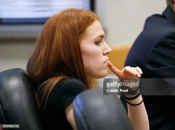 PROVO, UT-JUNE 14: Shannon Price (C), ex-wife of actor Gary Coleman, attends an estate court hearing on June 14, 2010 in Provo, Utah. Judge James Taylor of the 4th District Court in Provo, Utah ruled to delay for 48 hours the cremation of the body of Gary Coleman and appointed an impartial 3rd party to watch over the Coleman Estate until a final decision is made. Two different wills for Gary Coleman are being contested in court. (Photo by Stuart Johnson-Pool/Getty Images)
